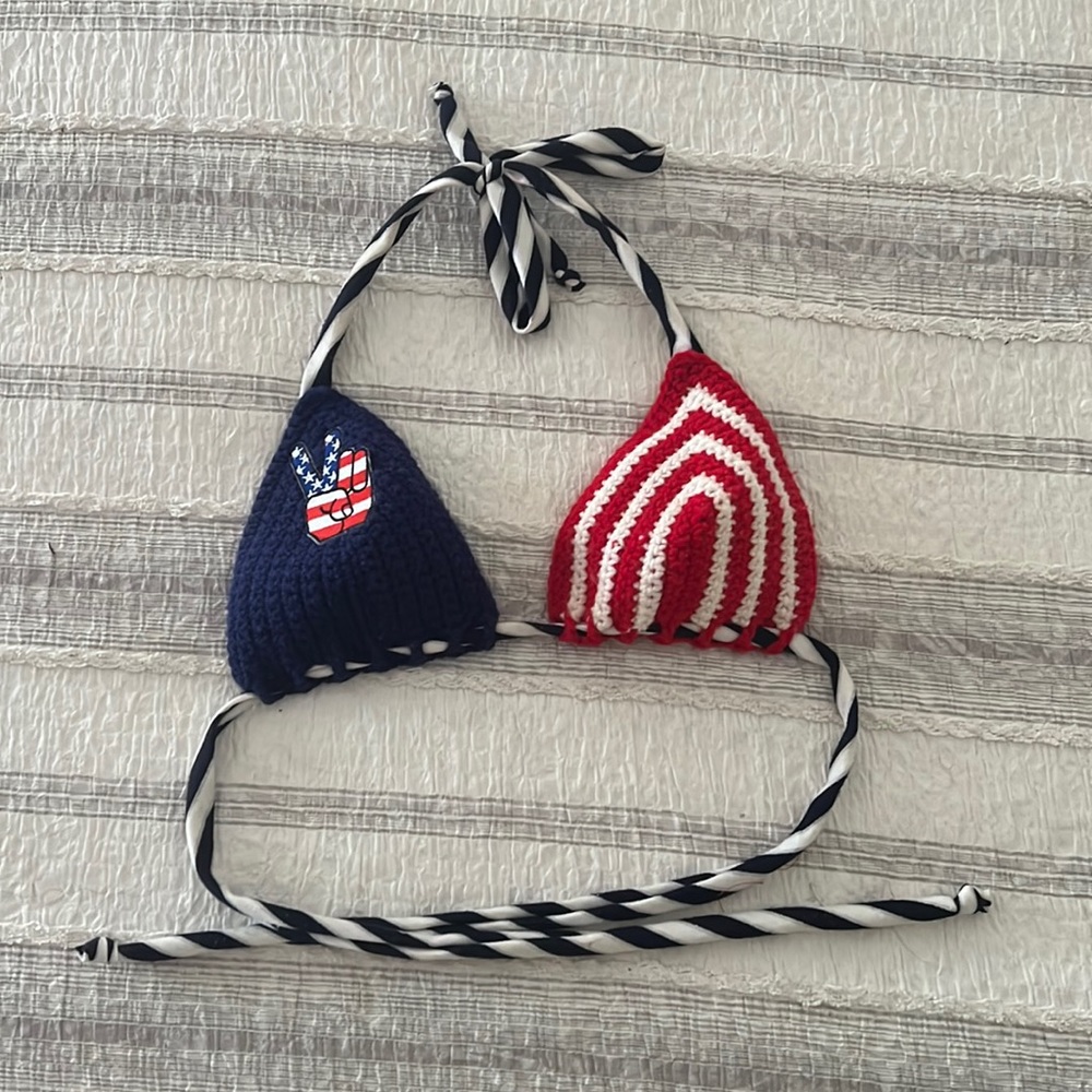 Crochet Triangle Bikini Top - Red & Navy